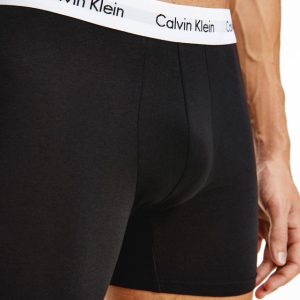 Calvin Klein - August